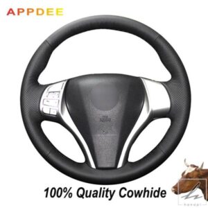 日産 ティアナ アルティマ 2013-2016 エクストレイル キャシュカイ ローグ 2014-2016 セントラ ティーダ用 ブラック本革カーステアリングホイールカバー 部