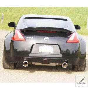 日産370Z Z34 FRPファイバーグラスAMスタイルリアウィングブレーキライト付きファイバーグラスタイプアミューズトランクスポイラー 部品 カスタムパーツ