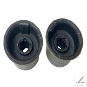 1/2PCS フロントホイールサスペンションコントロールアームブッシング AUDI A3 8P1 TT SEAT LEON 1P1 8J0 407 183 8J0407183 カーアクセサリー 部品 カスタ