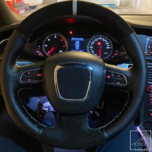 編み込みカーステアリングホイールカバー スエード アウディ A3 8P スポーツバック A4 B8 アバント A5 8T A6 C6 A8 D3 Q5 8R Q7 4L S3 S4 S5 シート エグゼ
