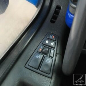 運転席側 助手席側 電動パワーウィンドウスイッチ 20752915 20752918 20752919 20752922 ボルボトラック FM12 FH12 FM9 FH FM VNL用 部品 カスタムパーツ