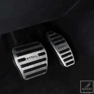 車用アクセルブレーキフットペダル 穴あけ不要 ペダルカバーパッド 日産 X-TRAIL T32 T33 X TRAIL XTRAIL 2014 2015 2016~2022 2023用