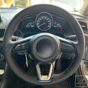 人工革編み込みカーステアリングホイールカバー マツダ3 アクセラ 2017-2018 マツダ6 アテンザ CX-3 CX-5 CX-9 カーアクセサリー