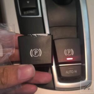 電子パーキングブレーキスイッチ オートPボタンスイッチカバー BMW 5 7 X3 X4 X5 X6 M5シリーズ F01 F02 F10 F12 F15 F16 F25 F26用 部品 カスタムパーツ