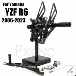 ヤマハ YZFR6 YZF-R6 2006-2023 CNCアルミオートバイリアセットフットペグフットレストフットペグリアセットペダル 部品 カスタムパーツ アクセサリー